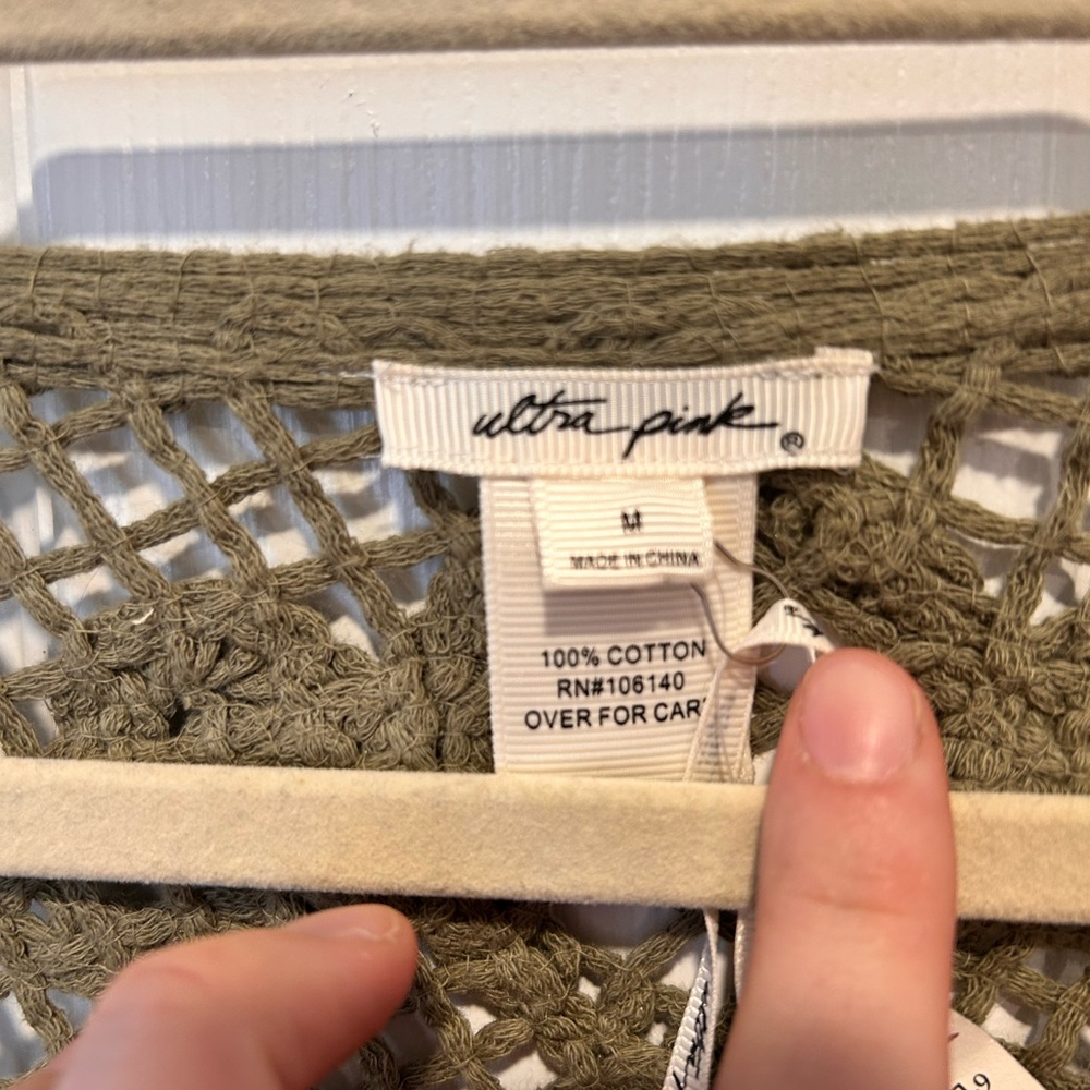 Ultra Pink Olive Crochet Cardigan - Picture 6 of 6